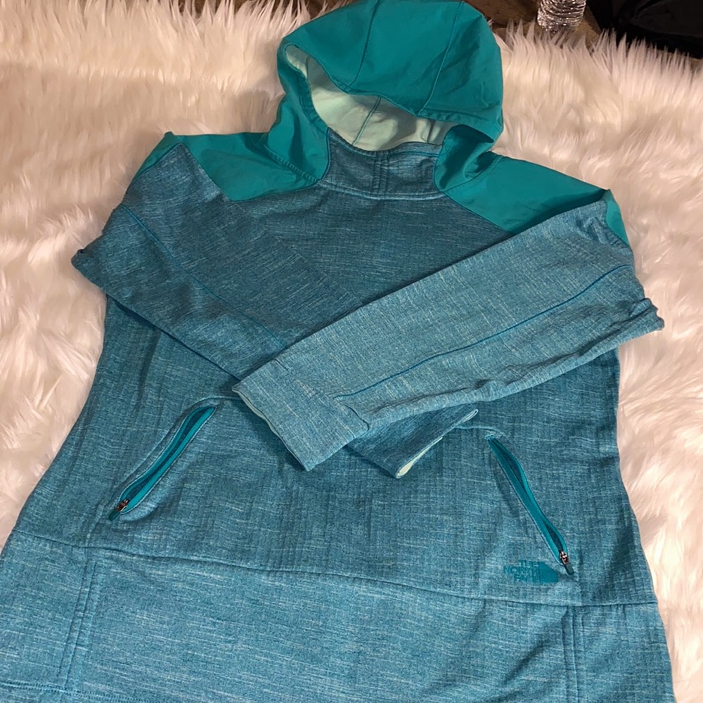 Aqua “Northface” pullover hoodie